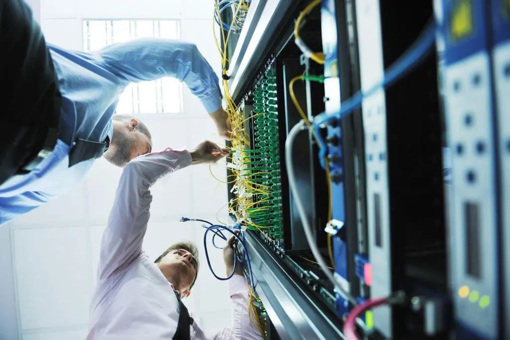 Infrastructure engineer reviewing server performance