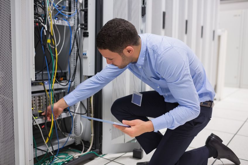 Server engineer focused on system operations